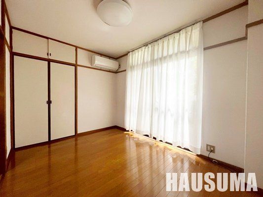 �y���̑������E�X�y�[�X�z�@���r���O/����