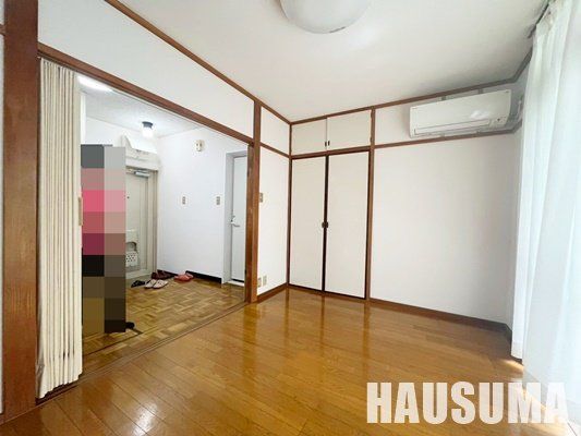 �y���̑������E�X�y�[�X�z�@���r���O/����