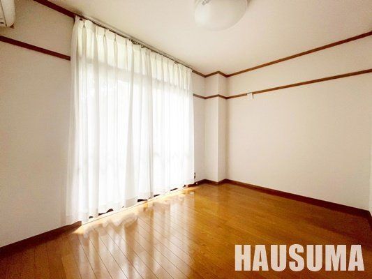 �y���ԁE���r���O�z�@���r���O/����