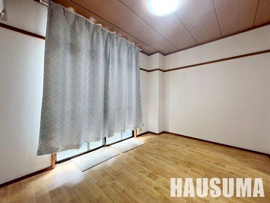 �y���̑������E�X�y�[�X�z�@���r���O/����