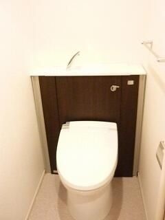 �y�g�C���z�@