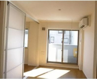 �y���ԁE���r���O�z�@