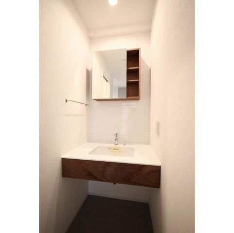 �y���ʏ��z�@