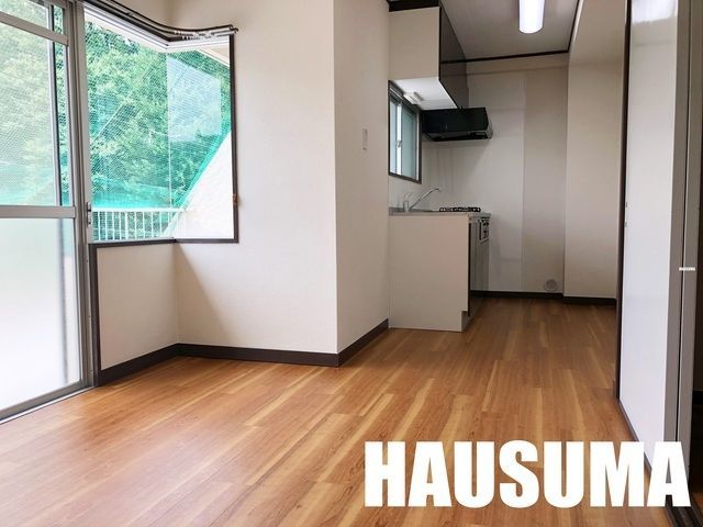 �y���ԁE���r���O�z�@8.5���k�c�j