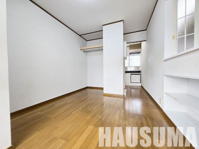 �y���ԁE���r���O�z�@