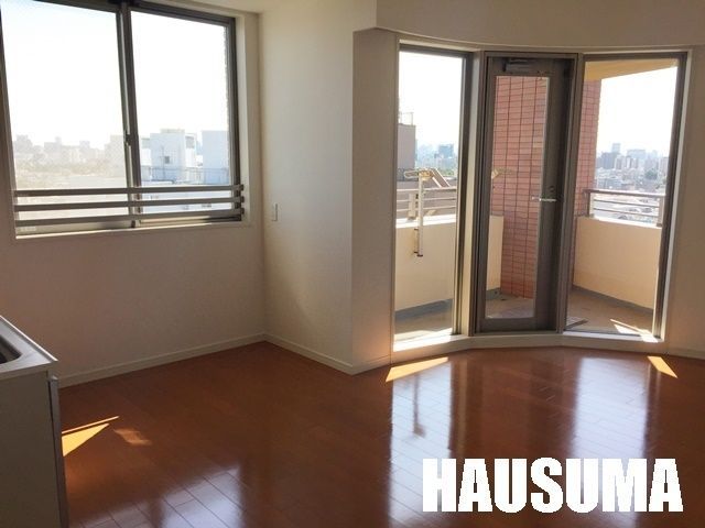 �y���ԁE���r���O�z�@����