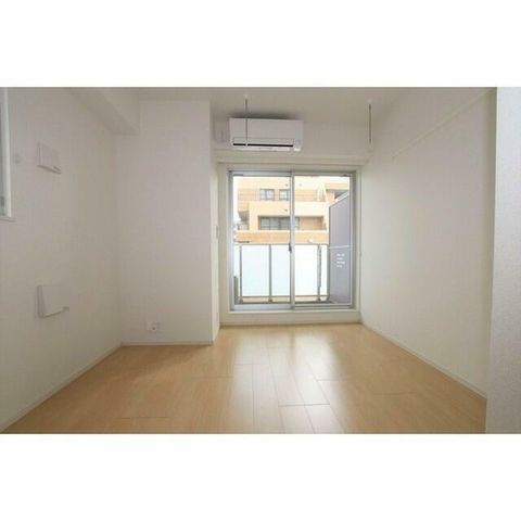 �y���ԁE���r���O�z�@