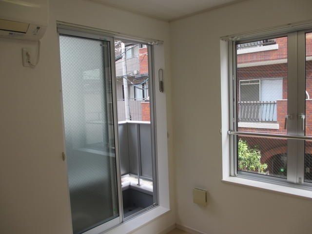 �y�o���R�j�[�z�@���ʍ������]�^�C�v�̂�����