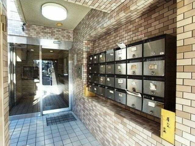 �y�G���g�����X�z�@