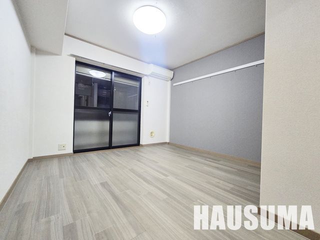 �y���ԁE���r���O�z�@