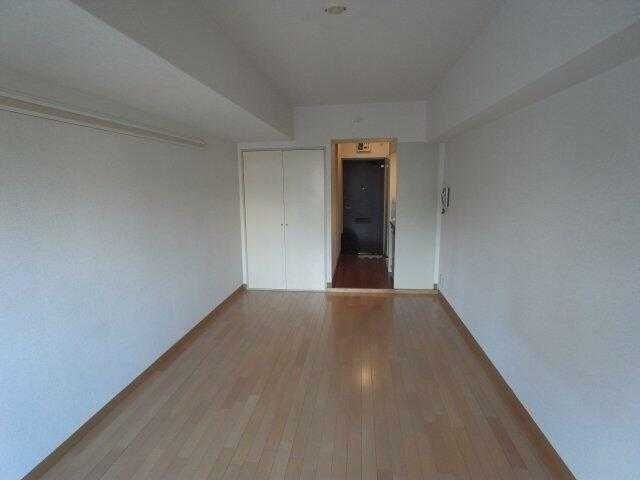 �y���ԁE���r���O�z�@