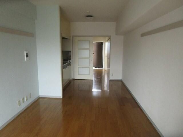 �y���ԁE���r���O�z�@