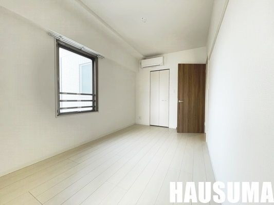 �y���̑������E�X�y�[�X�z�@���r���O/����