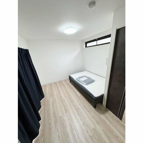 �y���̑��ݔ��z�@