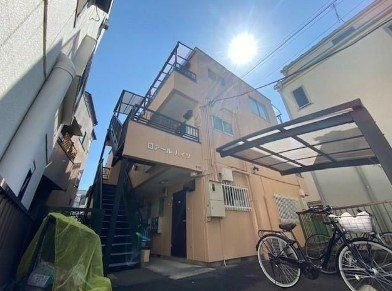 �y�G���g�����X�z�@