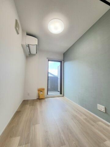 �y���ԁE���r���O�z�@