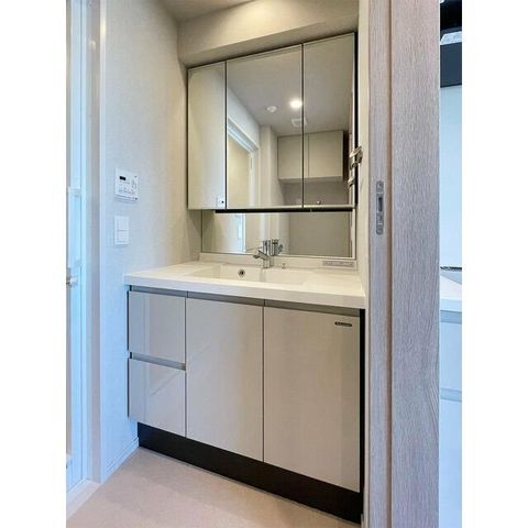 �y���ʏ��z�@