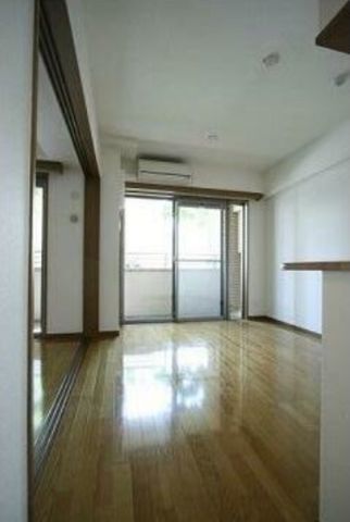 �y���̑������E�X�y�[�X�z�@