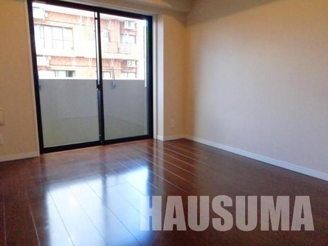 �y���ԁE���r���O�z�@