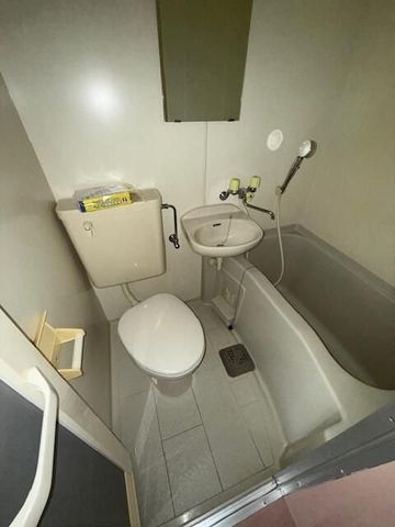 �y�g�C���z�@