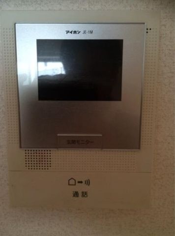 �y���̑��ݔ��z�@TV���j�^�[�z��