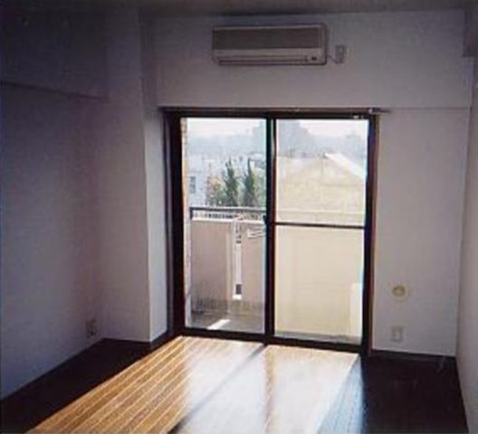 �y���ԁE���r���O�z�@����