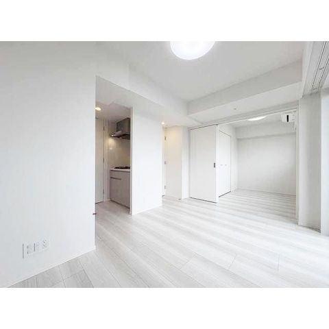 �y���ԁE���r���O�z�@