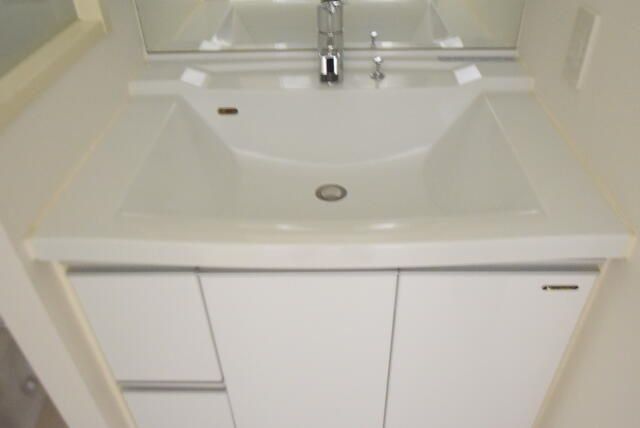 �y���ʏ��z�@