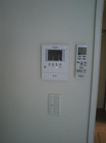 �y���̑��ݔ��z�@