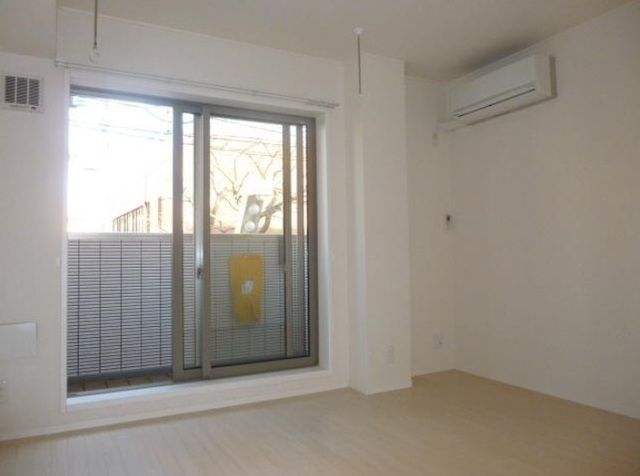 �y���ԁE���r���O�z�@����