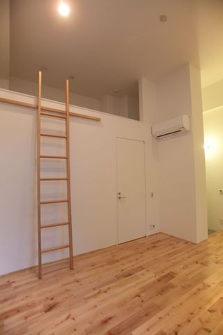 �y���̑������E�X�y�[�X�z�@