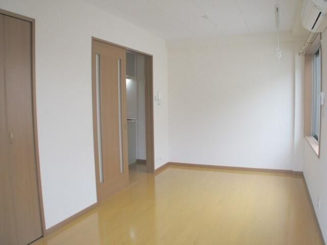 �y���̑������E�X�y�[�X�z�@