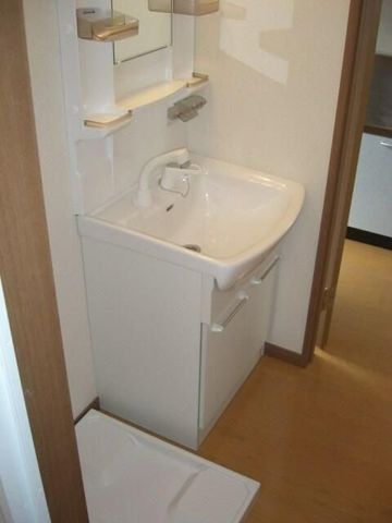 �y���ʏ��z�@