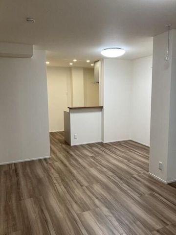 �y���ԁE���r���O�z�@