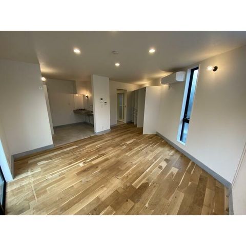 �y���̑������E�X�y�[�X�z�@