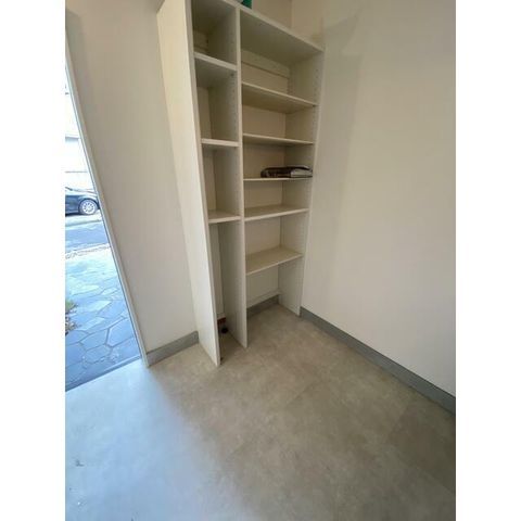 �y���[�z�@