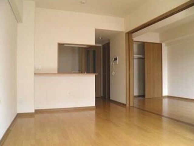 �y���ԁE���r���O�z�@