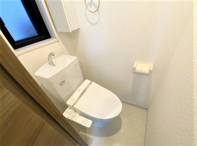 �y�g�C���z�@