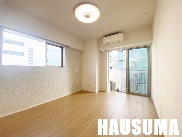 �y���ԁE���r���O�z�@