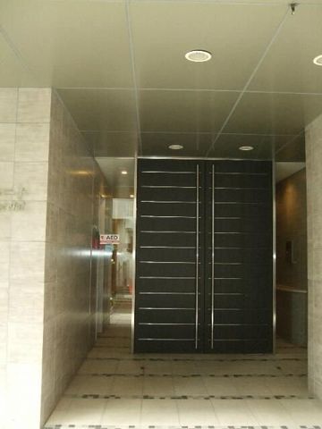 �y�G���g�����X�z�@