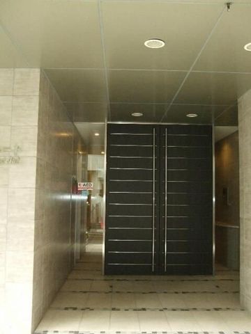 �y�G���g�����X�z�@