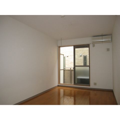 �y���ԁE���r���O�z�@����