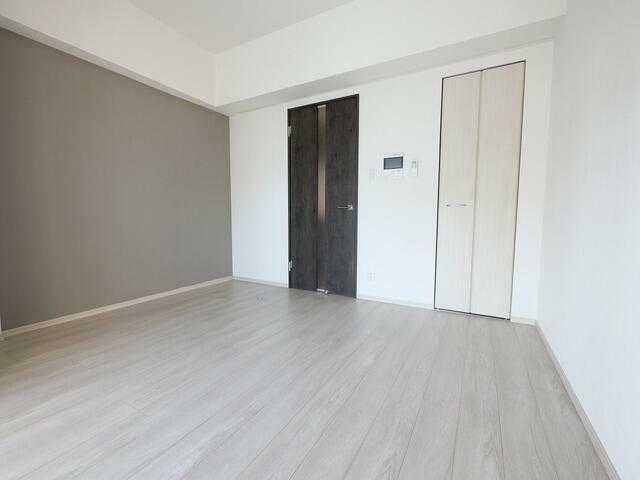 �y���ԁE���r���O�z�@