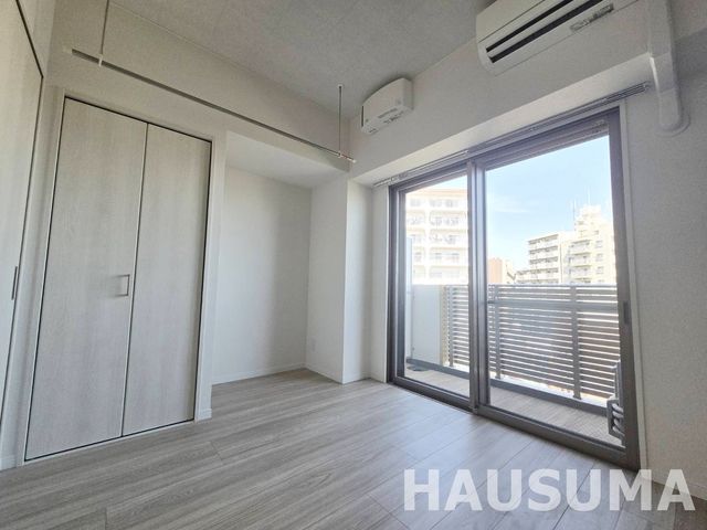 �y���̑������E�X�y�[�X�z�@���r���O/����