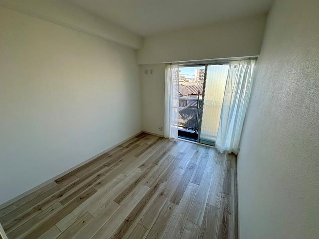 �y�o���R�j�[�z�@