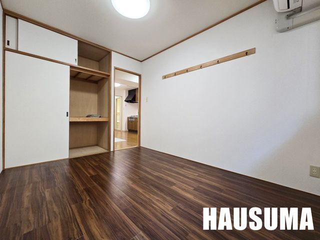 �y���̑������E�X�y�[�X�z�@���ʍ����ʐ^
