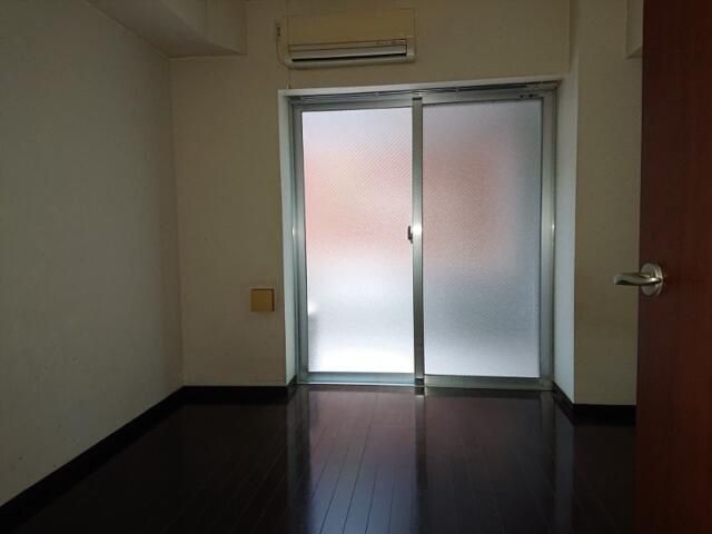 �y���ԁE���r���O�z�@