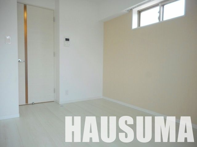 �y���ԁE���r���O�z�@���ʐ^���^�C�v�ʕ����i���F�e�����ʁj��