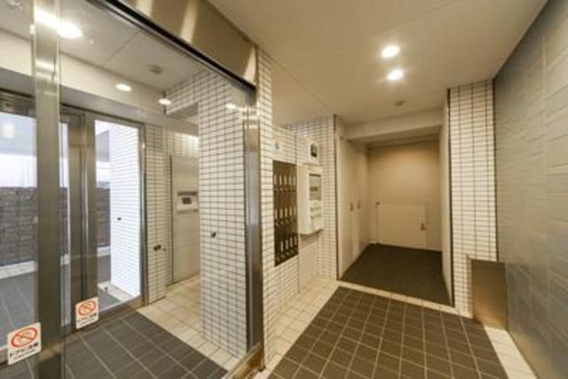 �y�G���g�����X�z�@