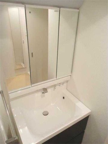 �y���ʏ��z�@